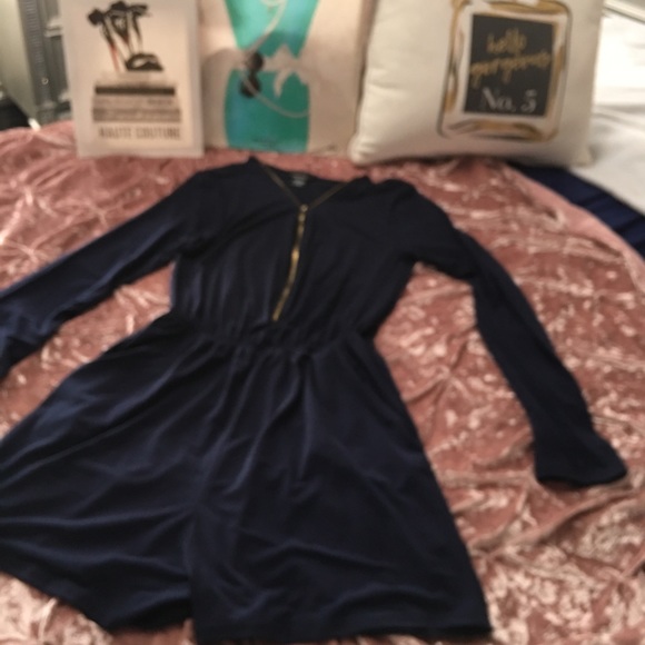 Pants - Women short jumpsuit long sleeve